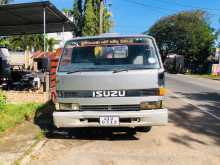 Isuzu ELF TLD 1980 Lorry