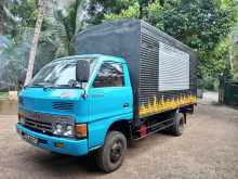 Isuzu ELF 1983 Lorry