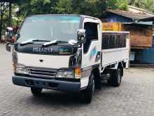 Isuzu ELF 2002 Lorry