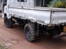 https://riyasewana.com/uploads/isuzu-elf150-1980-261920511260248.jpg