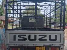 https://riyasewana.com/uploads/isuzu-elf150-71416534043.jpg