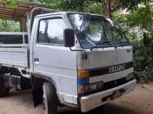 https://riyasewana.com/uploads/isuzu-elf250-15824104503.jpg