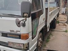 Isuzu ELF 250 1980 Lorry