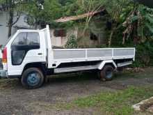 https://riyasewana.com/uploads/isuzu-elf250-1979-2111295412263.jpg