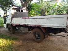 https://riyasewana.com/uploads/isuzu-elf250-1982-518123212924.jpg