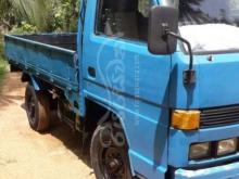 https://riyasewana.com/uploads/isuzu-elf250-1983-11656001264487.jpg