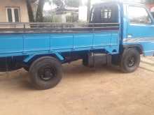 https://riyasewana.com/uploads/isuzu-elf250-1986-1712030912192.jpg