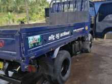 Isuzu ELF 250 1981 Lorry