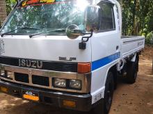 Isuzu ELF 250 NKR 1986 Lorry