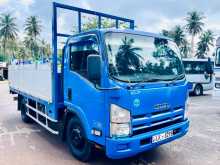 Isuzu ELF 350 2013 Lorry