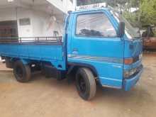 https://riyasewana.com/uploads/isuzu-esusu-150-1986-1113455412484.jpg
