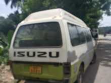 https://riyasewana.com/uploads/isuzu-fargo-1982-918202612554.jpg