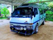 Isuzu Fargo 1986 Van