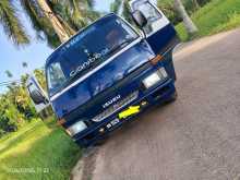 Isuzu Fargo 1988 Van
