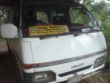 Isuzu Fargo 1990 Van