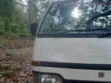 Isuzu Fargo 1990 Van