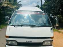 https://riyasewana.com/uploads/isuzu-fargo-1994-25563612133.jpg