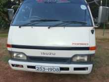 Isuzu Fargo 1995 Van