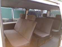 https://riyasewana.com/uploads/isuzu-fargo-1995-2116390212704.jpg
