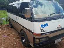 Isuzu FARGO 1997 Van