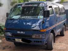 Isuzu Fargo 1993 Van