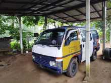 Isuzu Fargo 1990 Van