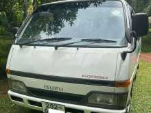Isuzu Fargo 1994 Van