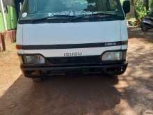 Isuzu Fargo 1990 Van