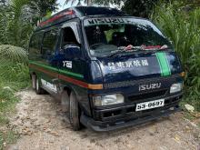 Isuzu Fargo 1988 Van