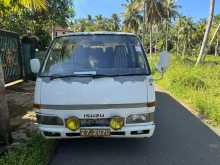 Isuzu Fargo 1981 Van