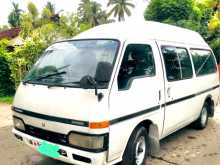 Isuzu Fargo High Roof 1988 Van