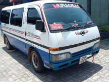 Isuzu Fargo Long 1992 Van