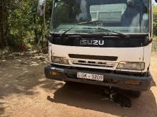 Isuzu Forward 2000 Truck