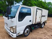 Isuzu Freezer 10.5Ft ELF 250 NKR85 2014 Lorry