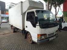 Isuzu Freezer 2002 Lorry