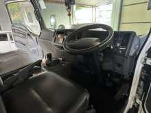 https://riyasewana.com/uploads/isuzu-freezer-body-31745364103.jpg