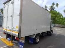 https://riyasewana.com/uploads/isuzu-freezer-body-8101027953.jpg