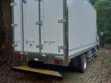 https://riyasewana.com/uploads/isuzu-freezer-truck-2010-268245612644.jpg