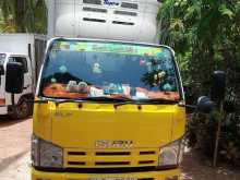 Isuzu Elf 2012 Lorry