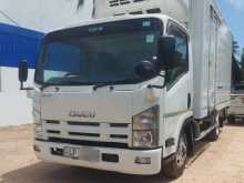 https://riyasewana.com/uploads/isuzu-freezer-truck-2014-115122912892.jpg