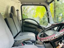 https://riyasewana.com/uploads/isuzu-freezer-truck-2311032417266.jpg