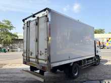 https://riyasewana.com/uploads/isuzu-freezer-truck-291037524082.jpg