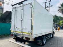 https://riyasewana.com/uploads/isuzu-freezer-truck-41527594822.jpg