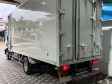 https://riyasewana.com/uploads/isuzu-freezer-truck-41628376455.jpg