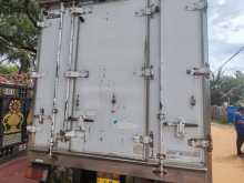 https://riyasewana.com/uploads/isuzu-freezer-truck-41911314783.jpg