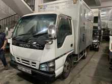 Isuzu Full Body Truck 2005 Lorry