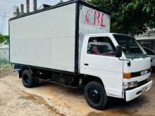 Isuzu Full Body 1988 Lorry