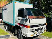Isuzu Full Body 1992 Lorry