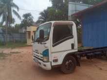 Isuzu Full Body 2018 Lorry