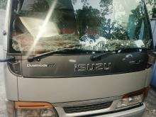 Isuzu Full Body 10.5 2003 Lorry